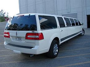 Limousine Navigator - 8 passagers - 2008